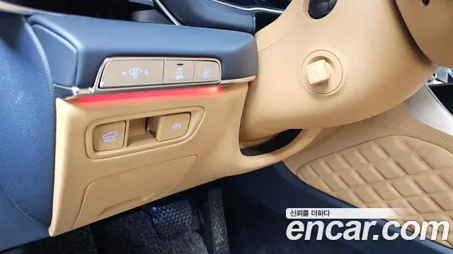 Genesis GV80 2023 — Photo 18/34