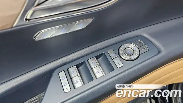 Genesis GV80 2023 — Photo 10/34