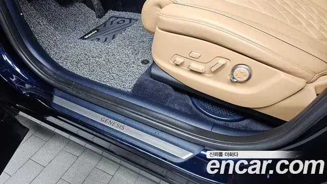 Genesis GV80 2023 — Photo 25/34