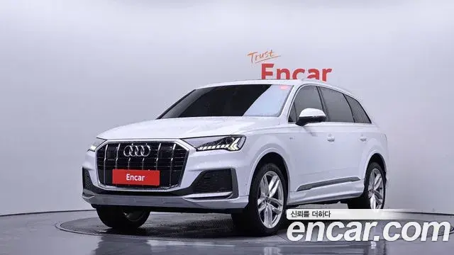 Audi Q7 2023 — ფოტო 11/33