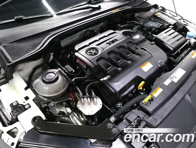 Volkswagen Arteon 2019 — ფოტო 17/20