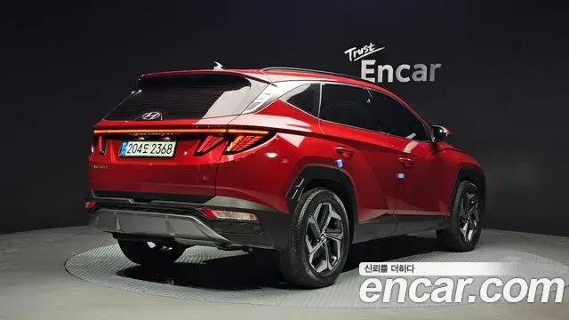 Hyundai Tucson Hybrid 2022 — ფოტო 14/20
