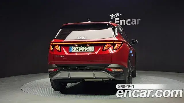 Hyundai Tucson Hybrid 2022 — ფოტო 9/20