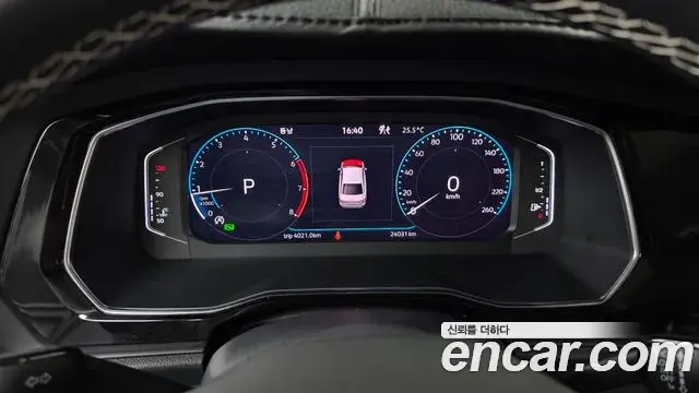 Volkswagen Jetta 2023 — ფოტო 26/34