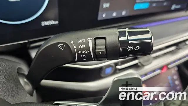Hyundai Grandeur 2023 — Фото 19/20