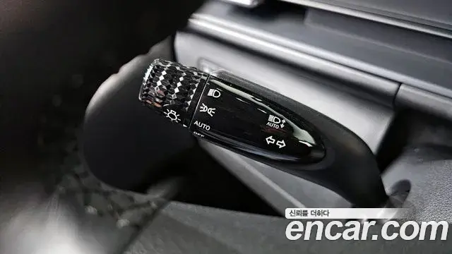Hyundai Staria 2024 — Фото 17/20