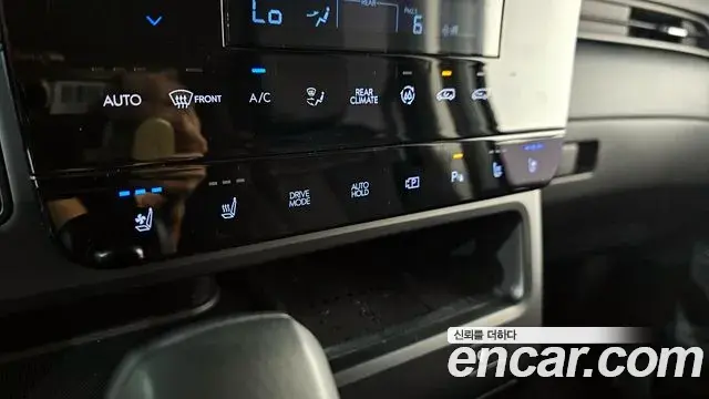 Hyundai Staria 2024 — Фото 19/20