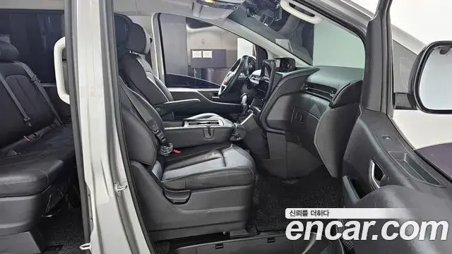 Hyundai Staria 2024 — Şəkil 2/33