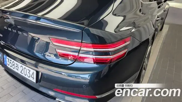 Genesis G80 2020 — Photo 14/38
