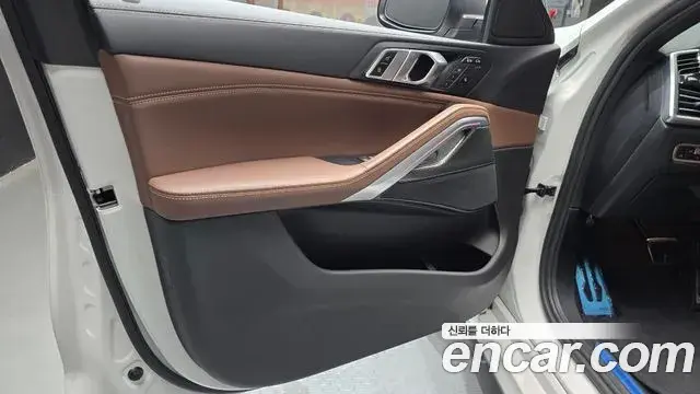 BMW X6 2022 — Photo 2/30