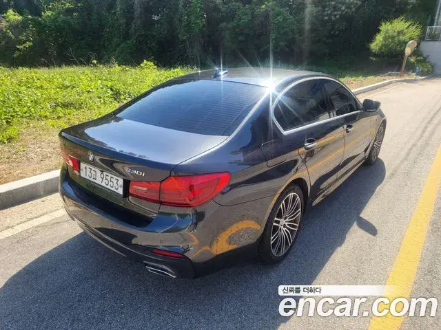 BMW 5 Series 2018 — ფოტო 5/20