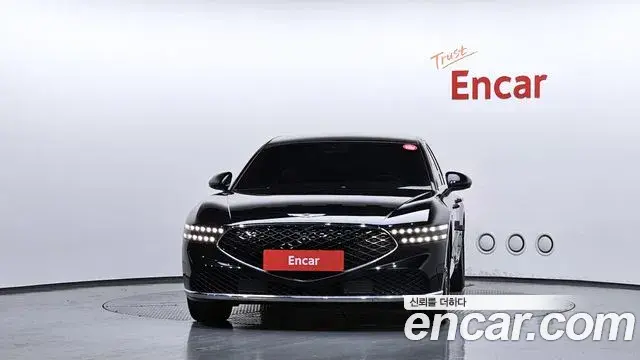 Genesis G90 2022 — ფოტო 31/35