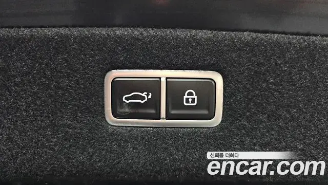 Genesis G90 2022 — ფოტო 8/35