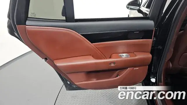 Genesis G90 2022 — ფოტო 6/35