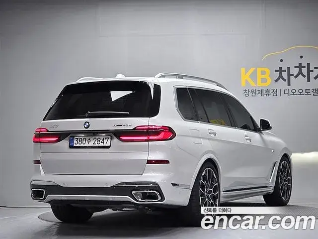 BMW X7 2025 — Photo 16/20