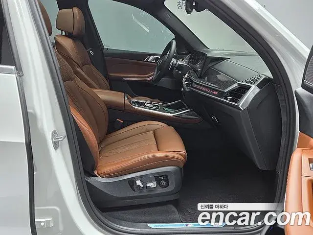 BMW X7 2025 — Photo 8/20