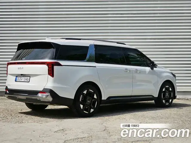 Kia Carnival 2024 — Şəkil 11/20