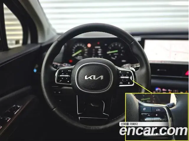 Kia Carnival 2024 — Şəkil 8/20