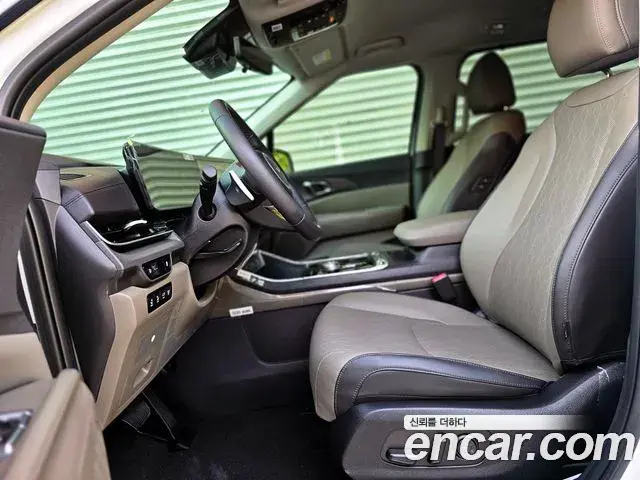 Kia Carnival 2024 — Şəkil 15/20