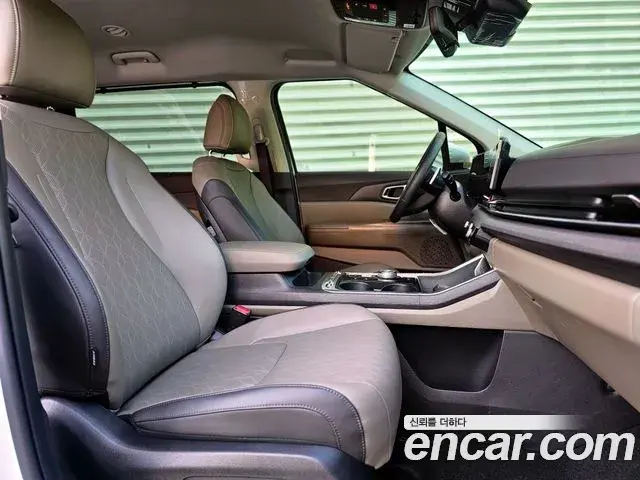 Kia Carnival 2024 — Şəkil 4/20