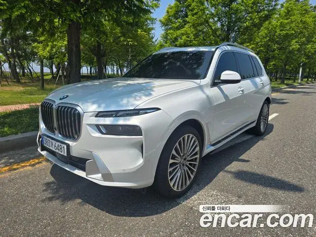 BMW X7 2023 — ფოტო 4/20