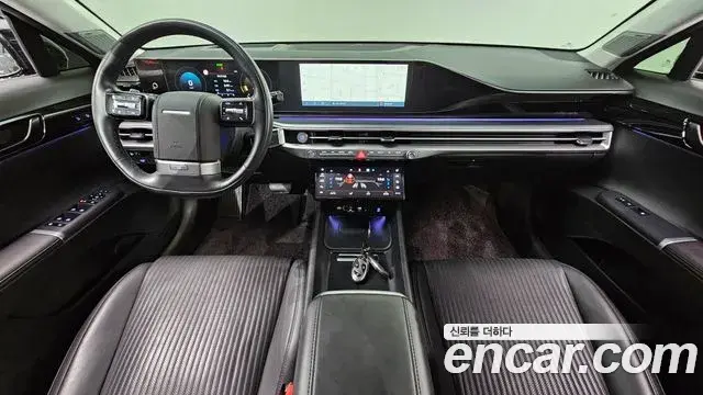 Hyundai Grandeur Hybrid 2023 — Photo 3/37
