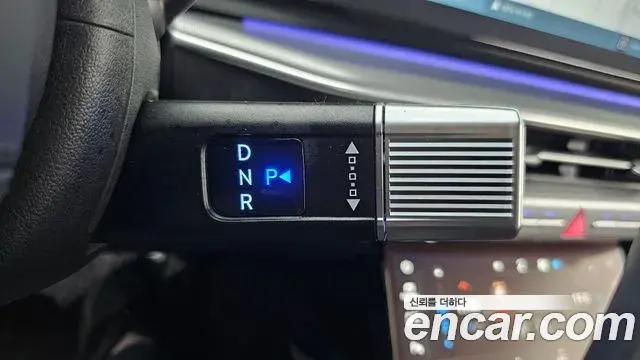 Hyundai Grandeur Hybrid 2023 — Photo 15/37