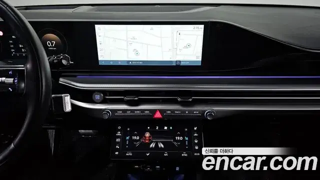 Hyundai Grandeur Hybrid 2023 — Photo 4/37