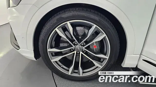 Audi SQ8 2021 — Şəkil 2/20