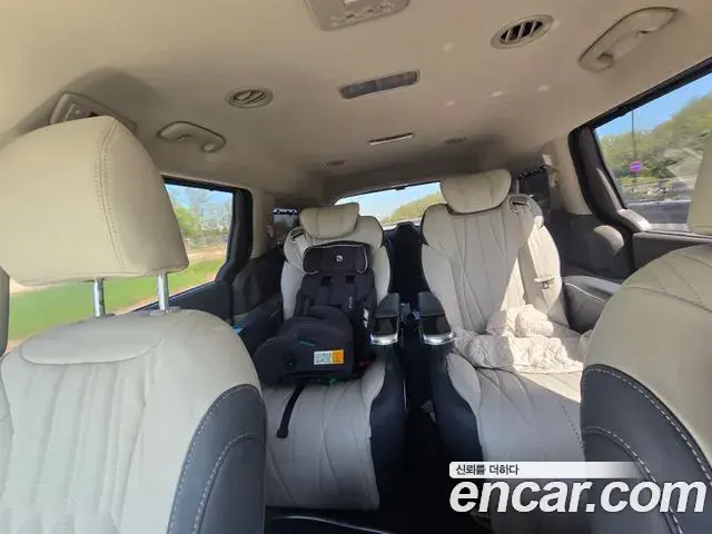 Kia Carnival 2025 — Photo 2/12