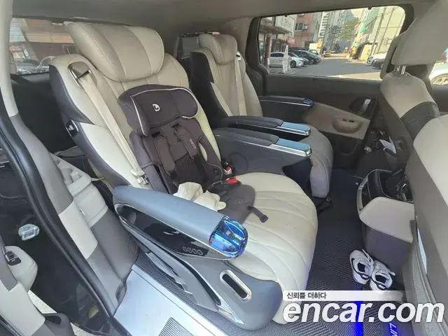 Kia Carnival 2025 — Photo 5/12