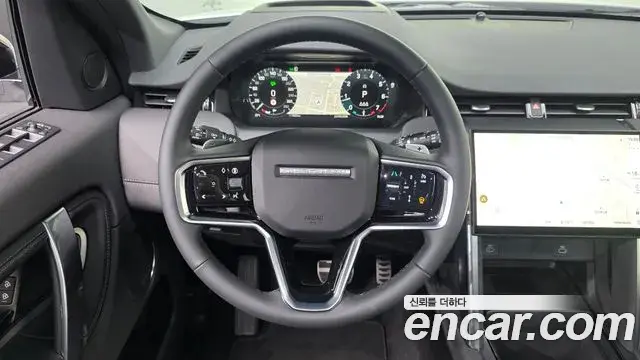Land Rover Discovery Sport 2025 — Photo 13/20