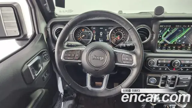 Jeep Wrangler 2022 — Şəkil 18/20