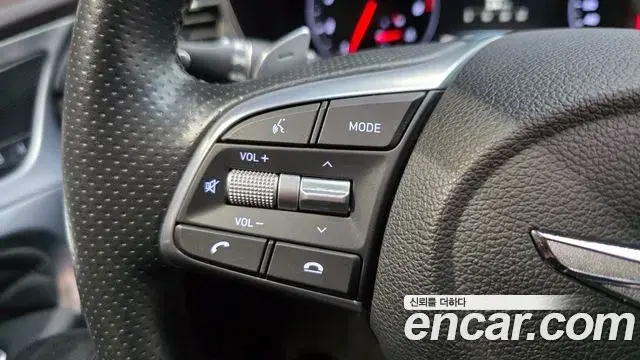 Genesis G70 2018 — ფოტო 6/31