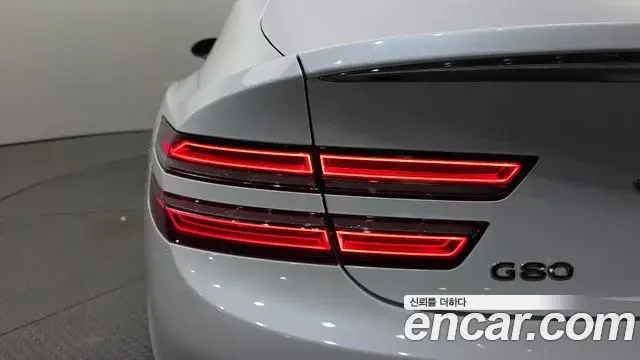 Genesis G80 2022 — ფოტო 16/33