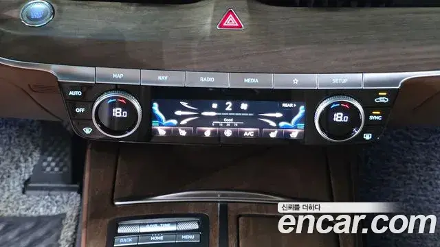 Genesis G80 2022 — ფოტო 5/33