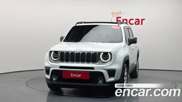 Jeep Renegade 2021 — Фото 3/20