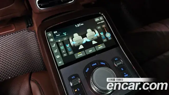 Genesis G90 2022 — Photo 13/20