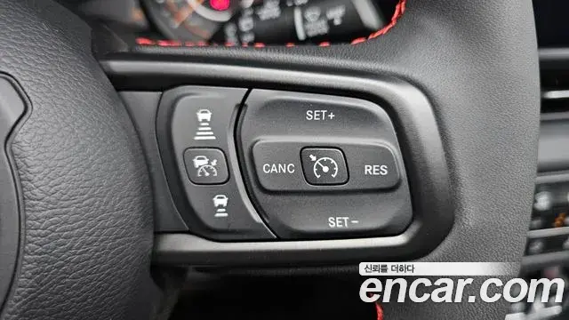 Jeep Wrangler 2024 — Şəkil 24/31