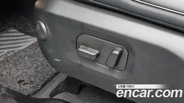 Jeep Wrangler 2024 — Şəkil 13/31