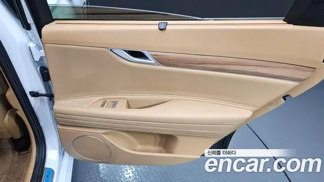Genesis G80 2024 — ფოტო 11/36