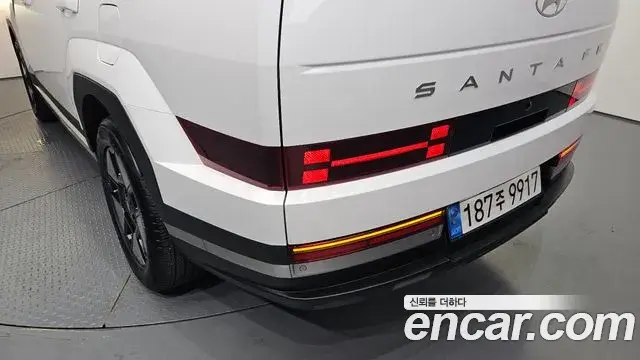 Hyundai Santa Fe 2024 — ფოტო 19/32