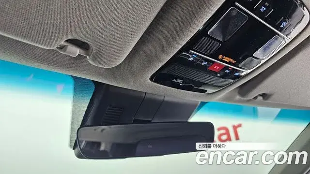 Hyundai Santa Fe 2024 — ფოტო 31/32
