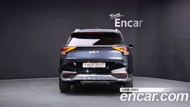 Kia Sportage 2021 — Фото 4/20
