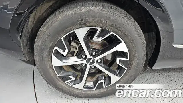 Kia Sportage 2021 — Фото 5/20