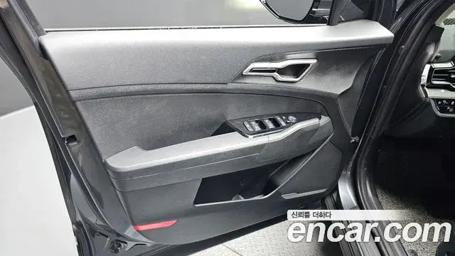 Kia Sportage 2021 — Photo 28/37