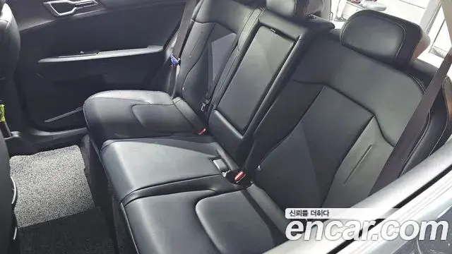 Kia Sportage 2021 — Photo 17/37