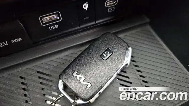 Kia Sportage 2021 — Photo 12/37