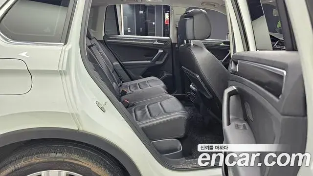 Volkswagen Tiguan 2020 — Photo 7/20