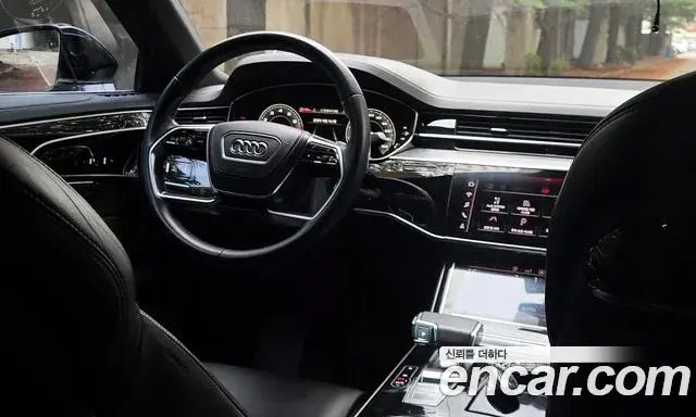 Audi A8 2020 — Фото 14/20